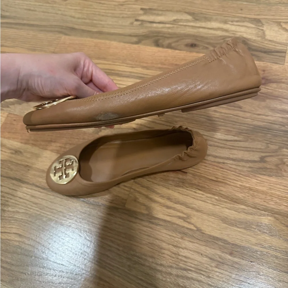Tory Burch Minnie Ballet Flats- tan with gold logo